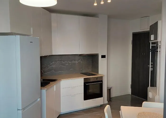 Paola With Free Private Parking Place Apartamento