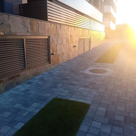 Apartment Paola With Free Private Parking Place Split